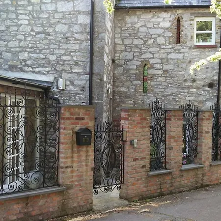 Historic Hideaway In Centre * Cork